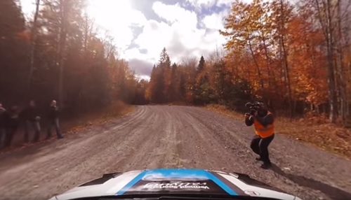 Acompanhe uma etapa de Rally em 360º em um Subaru